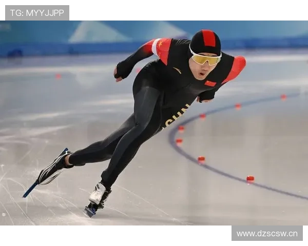 高亭宇训练场上拼到爆，场下怎么成了超市打工仔？